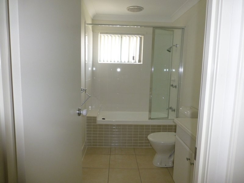 30 Carmarthen Circuit, Pacific Pines QLD 4211