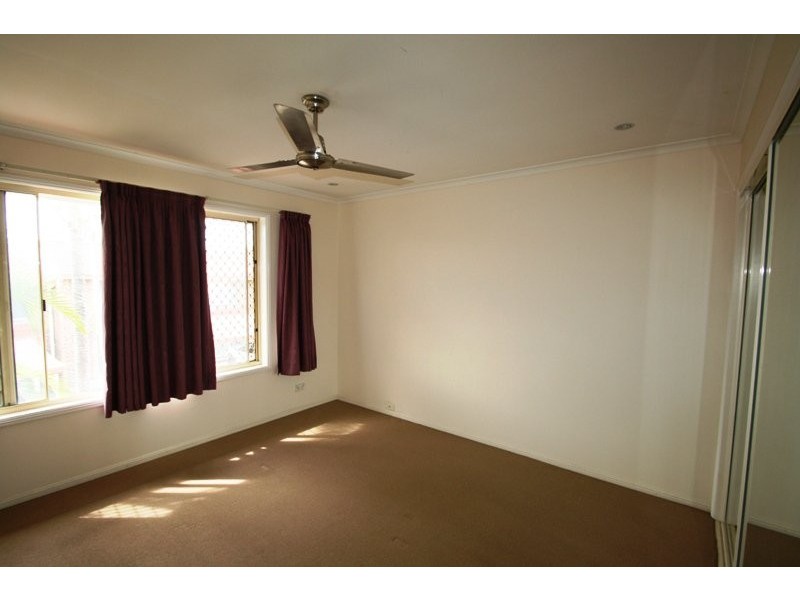 63/3 Costata Street, Hillcrest QLD 4118