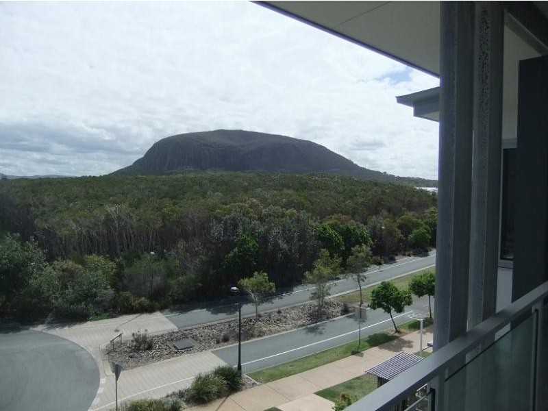 27 Boardwalk Boulevard, Mount Coolum QLD 4573