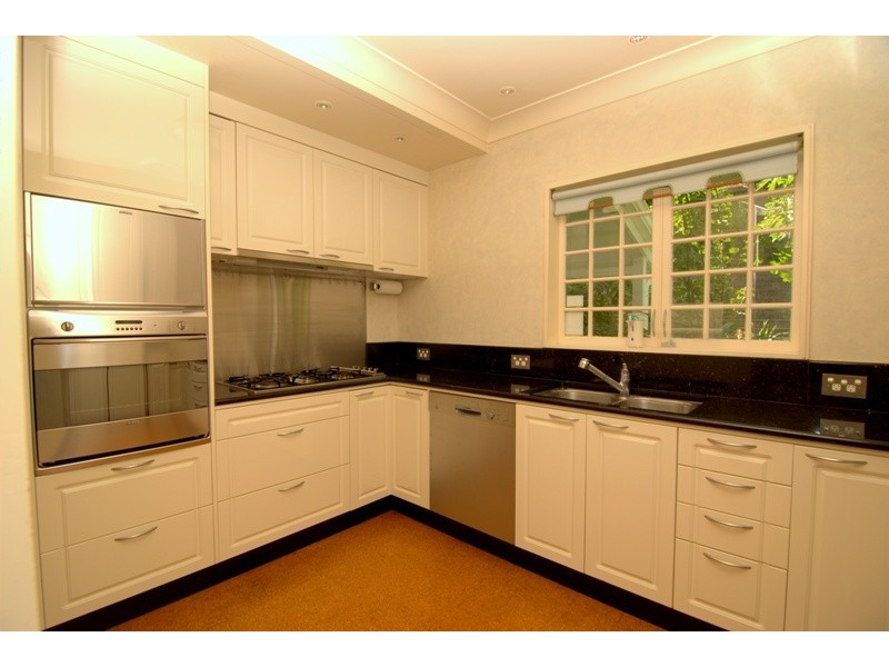 34 Simpsons Road, Bardon QLD 4065