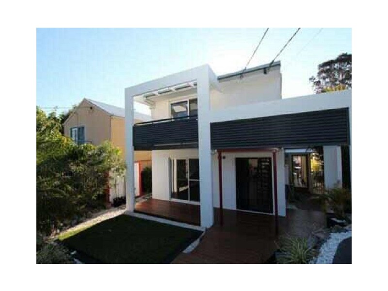 8 Buliti Street, Hope Island QLD 4212
