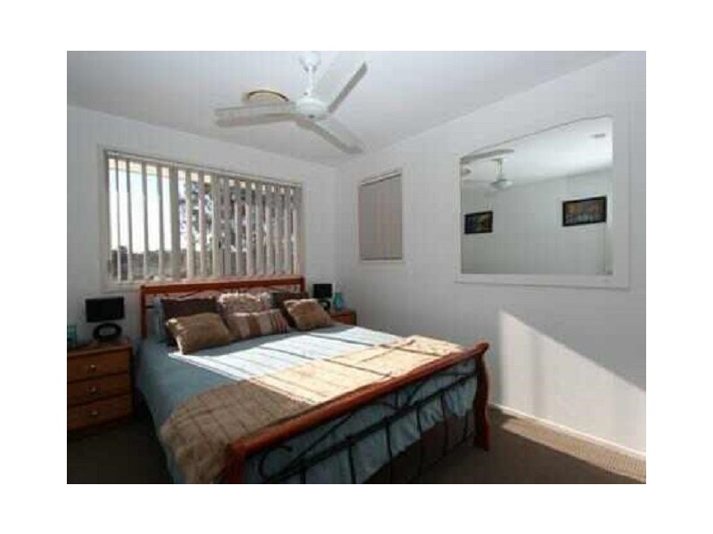8 Buliti Street, Hope Island QLD 4212