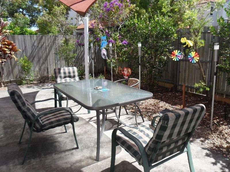 83 Dibar Street, Wynnum QLD 4178