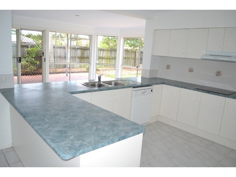 101 Glenfield Street, Parkinson QLD 4115