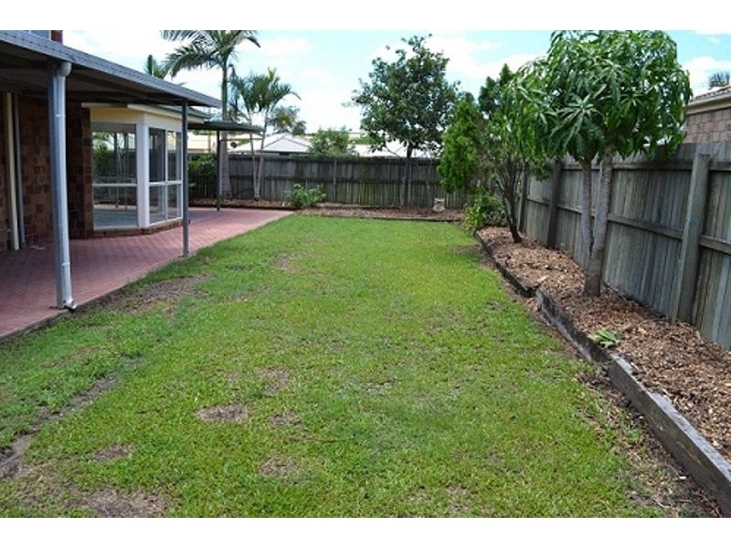 101 Glenfield Street, Parkinson QLD 4115