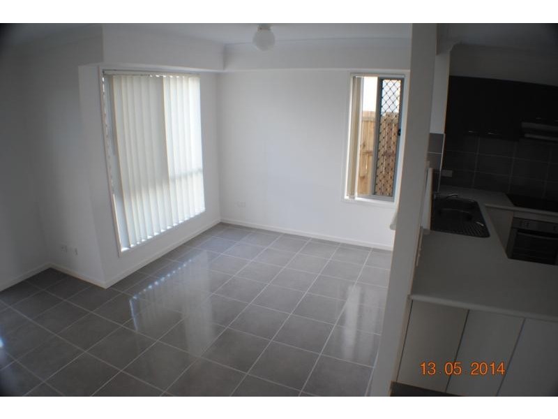 Pacific Pines QLD 4211