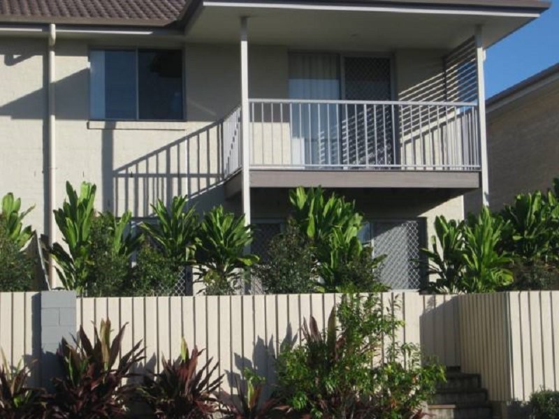 30 Carmarthen Circuit, Pacific Pines QLD 4211