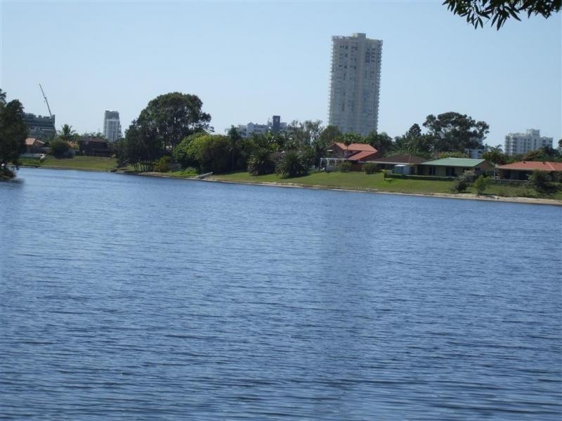 27/22 Barbet Place,, Burleigh Heads QLD 4220