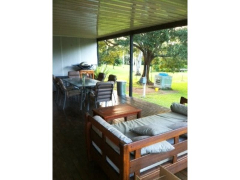 Camp Mountain QLD 4520