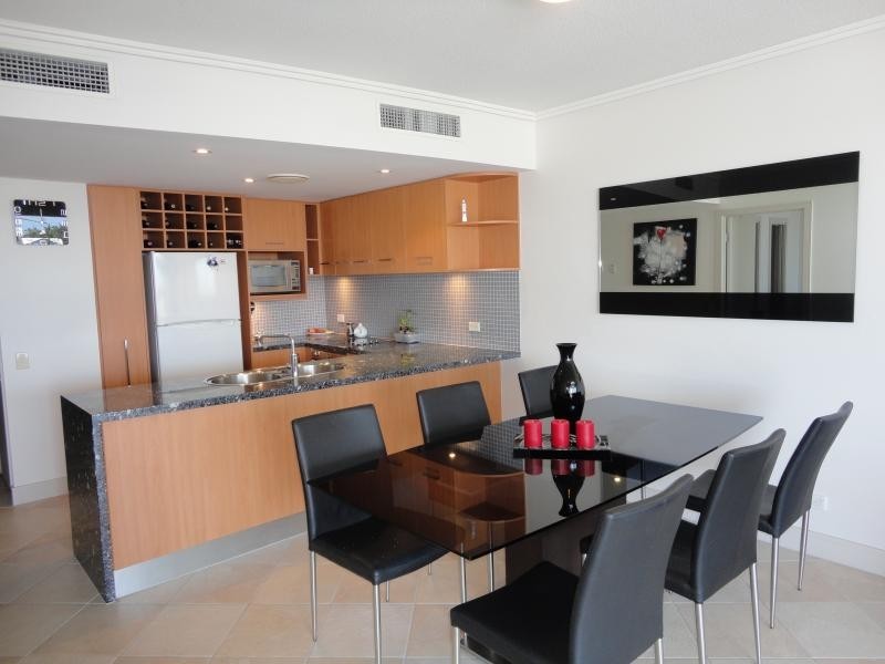 13 Nicklin Way, Minyama QLD 4575