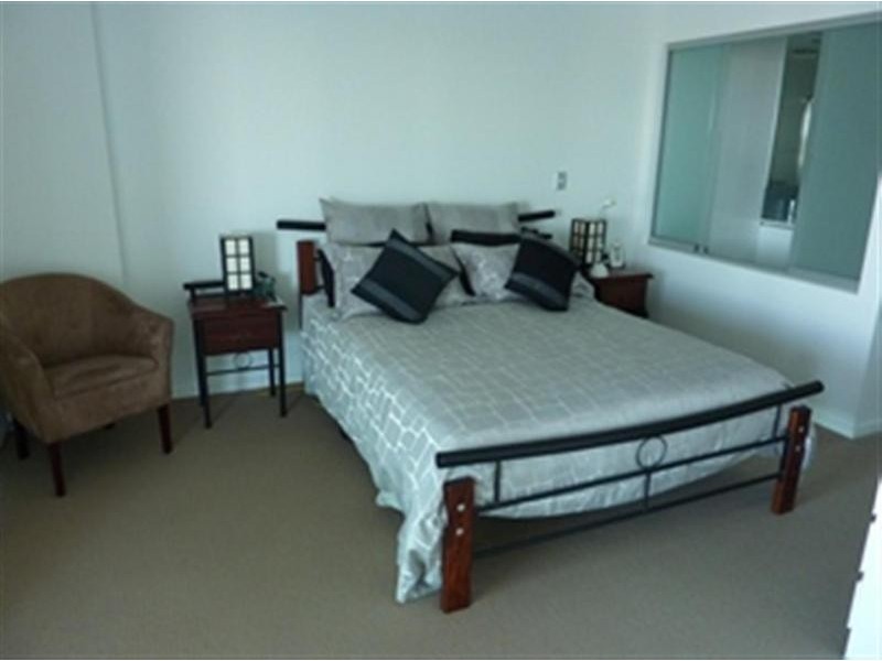 300 Marine Parade, Labrador QLD 4215