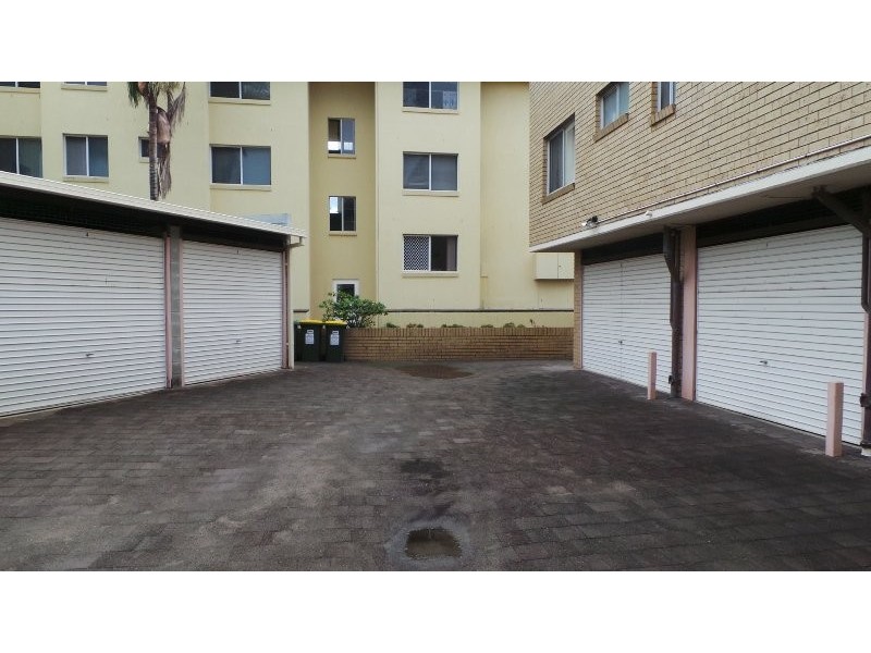 6/24 Madang Crescent, Runaway Bay QLD 4216