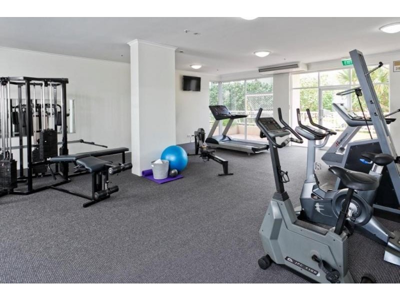 9/59 Pacific St, Main Beach QLD 4217