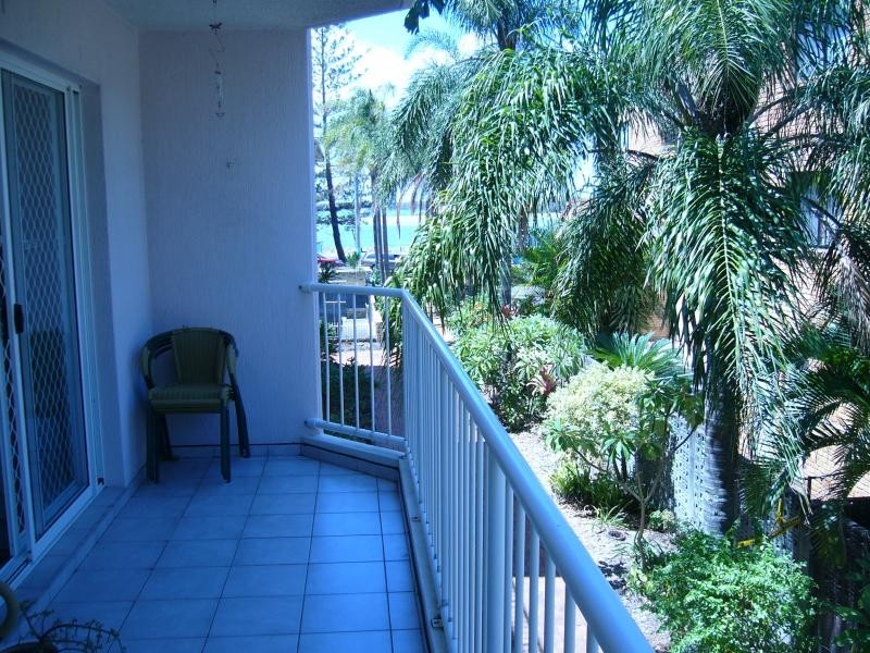 4/496 Marine Parade, Biggera Waters QLD 4216