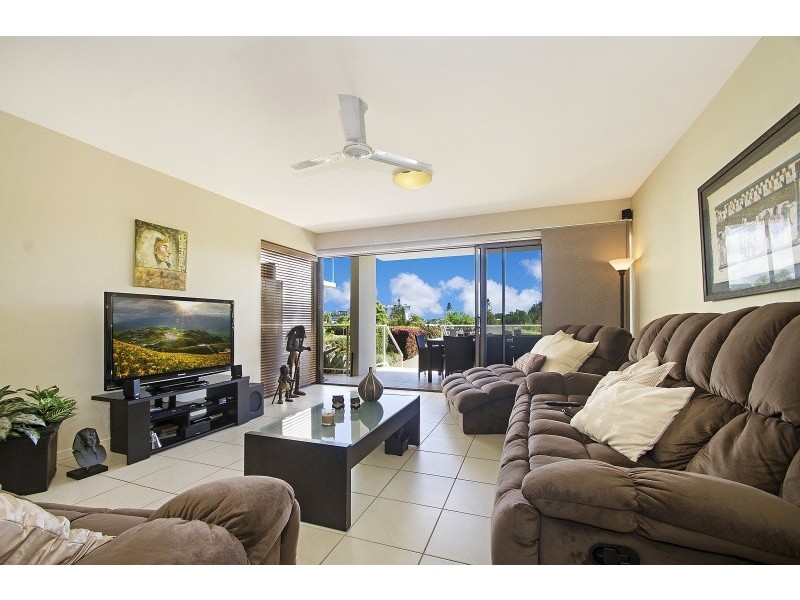 1 Grenada Way, Kawana Island QLD 4575
