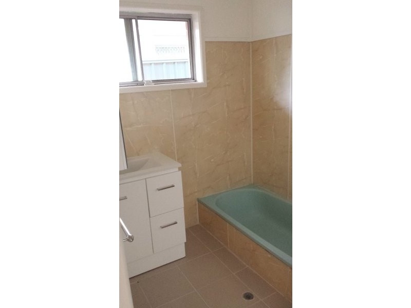 121 Middle Road, Coopers Plains QLD 4108