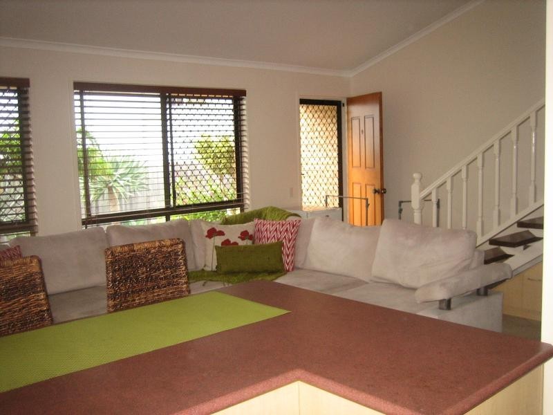 9/30 Sportsman Ave, Mermaid Beach QLD 4218