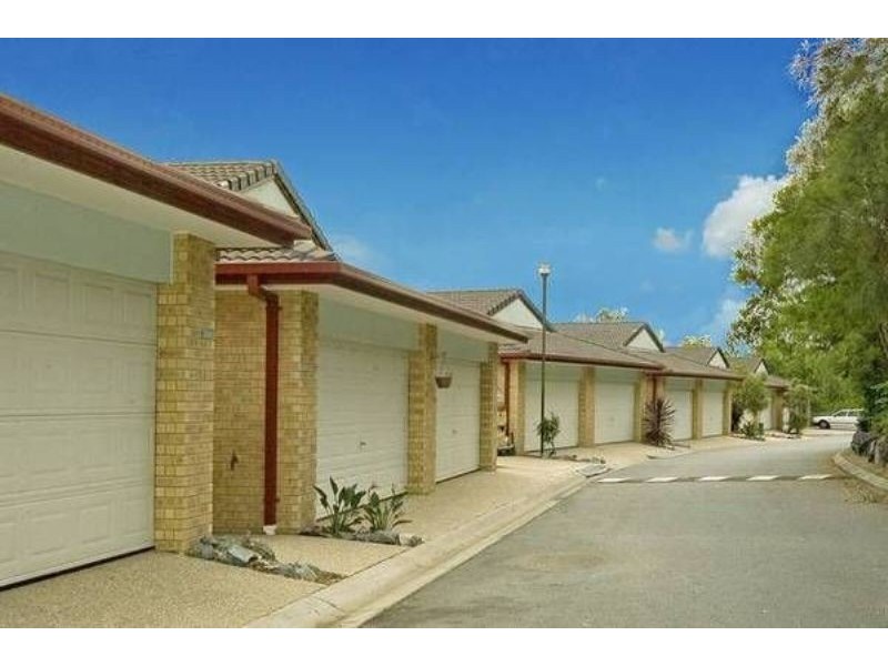 6 Crestridge Crescent, Oxenford QLD 4210