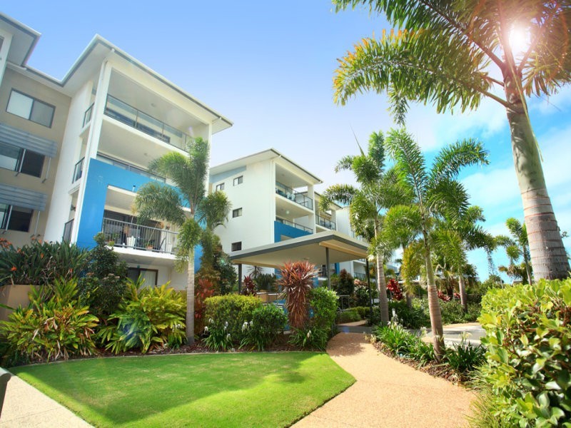 28/4 Grand Parade, Kawana Island QLD 4575