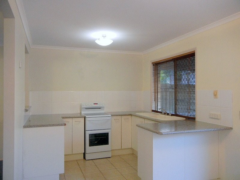 11 Rebecca Way, Slacks Creek QLD 4127