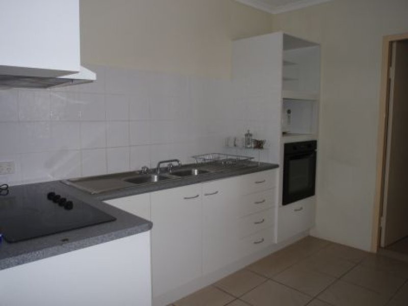 2/4-10 Clifford St (cnr Northcliffe), Surfers Paradise QLD 4217