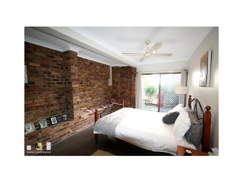 976 Southpine Road, Everton Hills QLD 4053