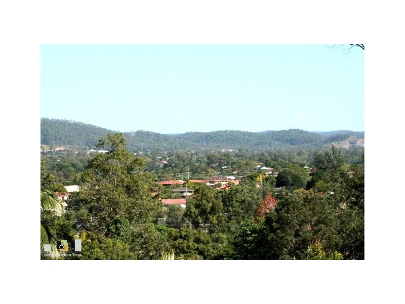 976 Southpine Road, Everton Hills QLD 4053