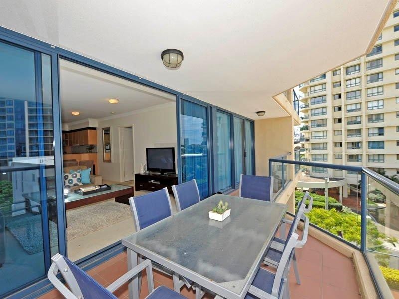 45 Deakin Street, Kangaroo Point QLD 4169