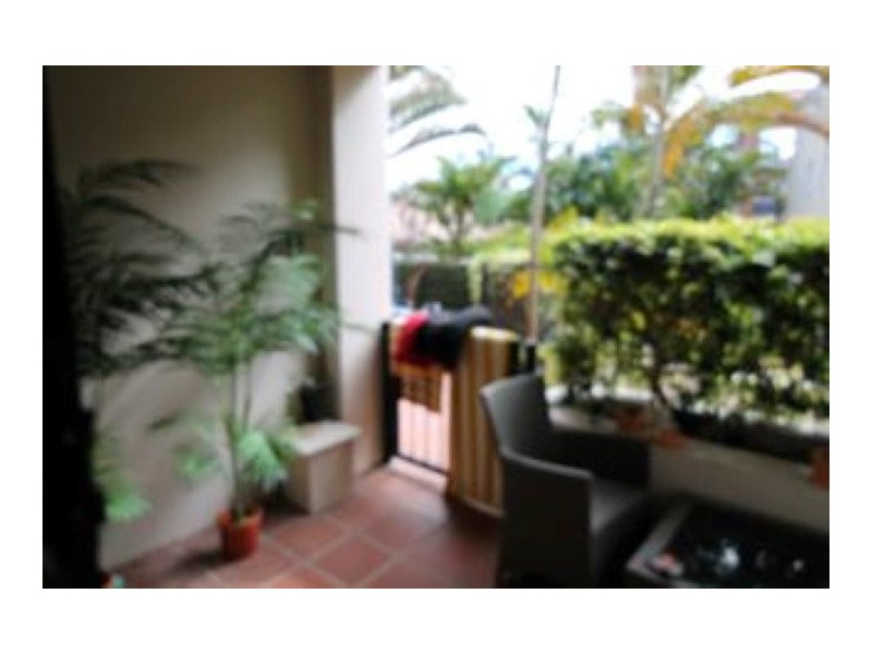 Chevron Island QLD 4217