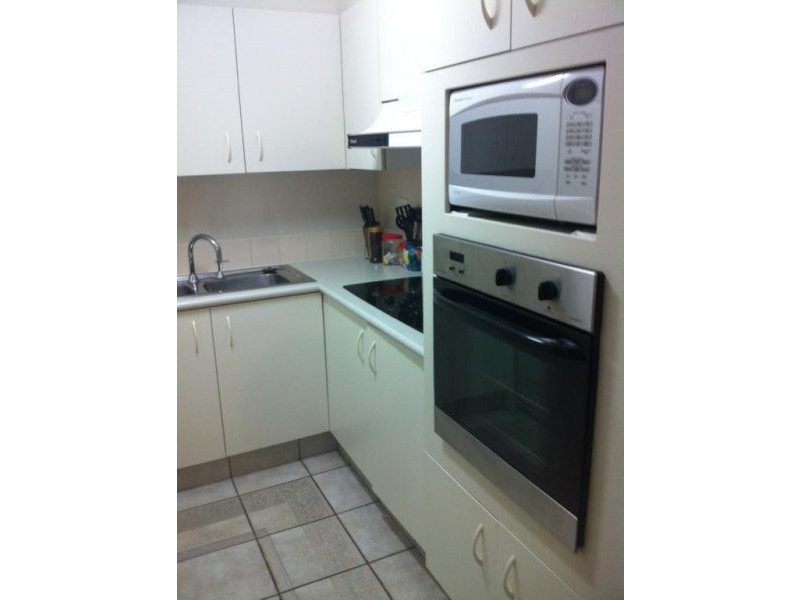 11/50 Old Burleigh Road, Surfers Paradise QLD 4217