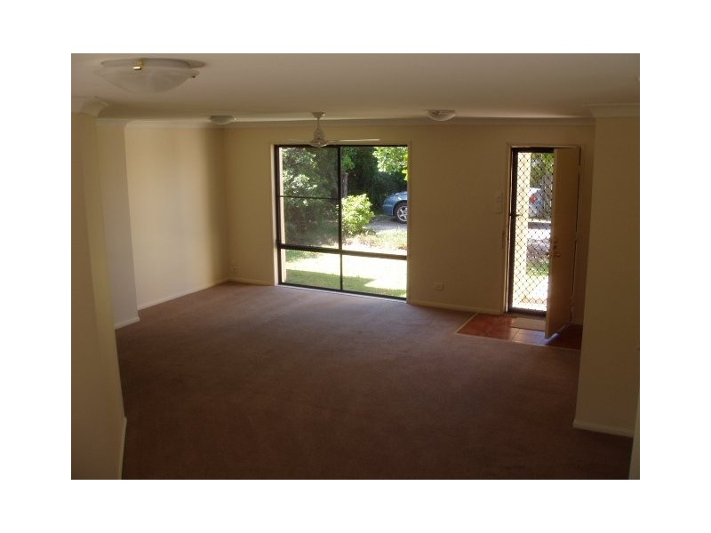 04/104 SERAFINA DRIVE, Helensvale QLD 4212