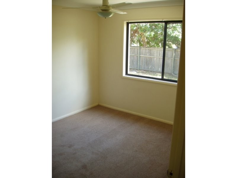 04/104 SERAFINA DRIVE, Helensvale QLD 4212