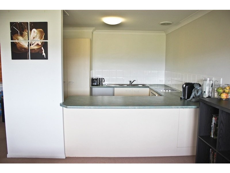 6 Crestridge Crescent, Oxenford QLD 4210