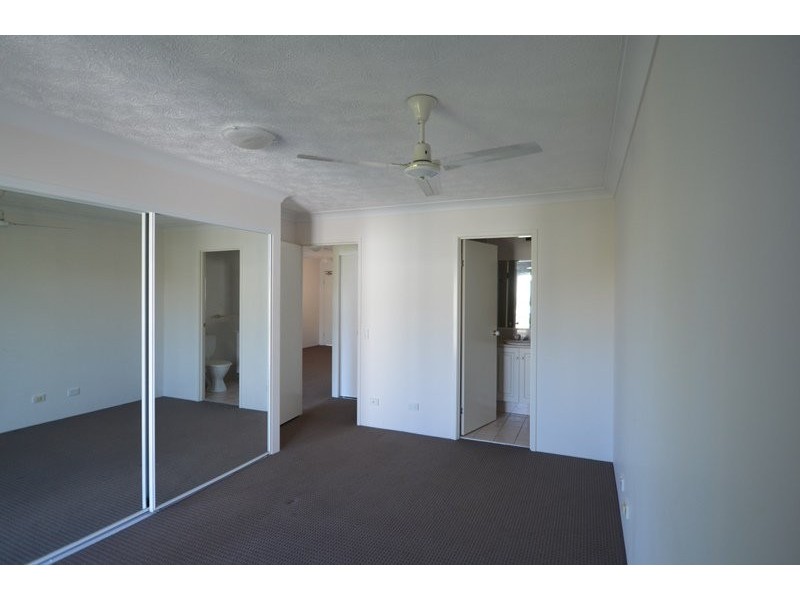 19/37 Mawarra Street, Chevron Island QLD 4217