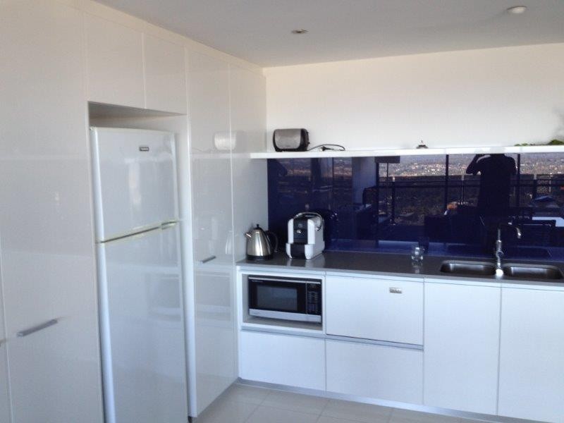 9 ferny Avenue, Surfers Paradise QLD 4217