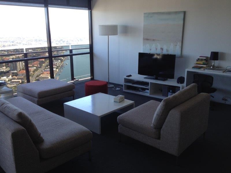 9 ferny Avenue, Surfers Paradise QLD 4217