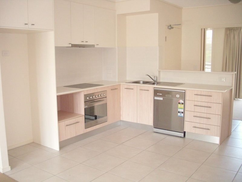 61/68 Pulgul Street, Urangan QLD 4655