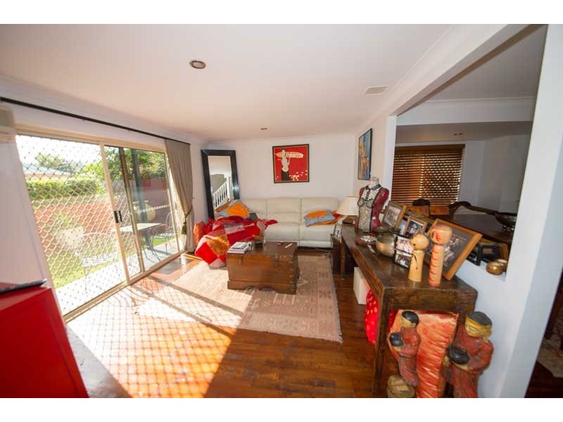 18 McDonald Street, Hawthorne QLD 4171