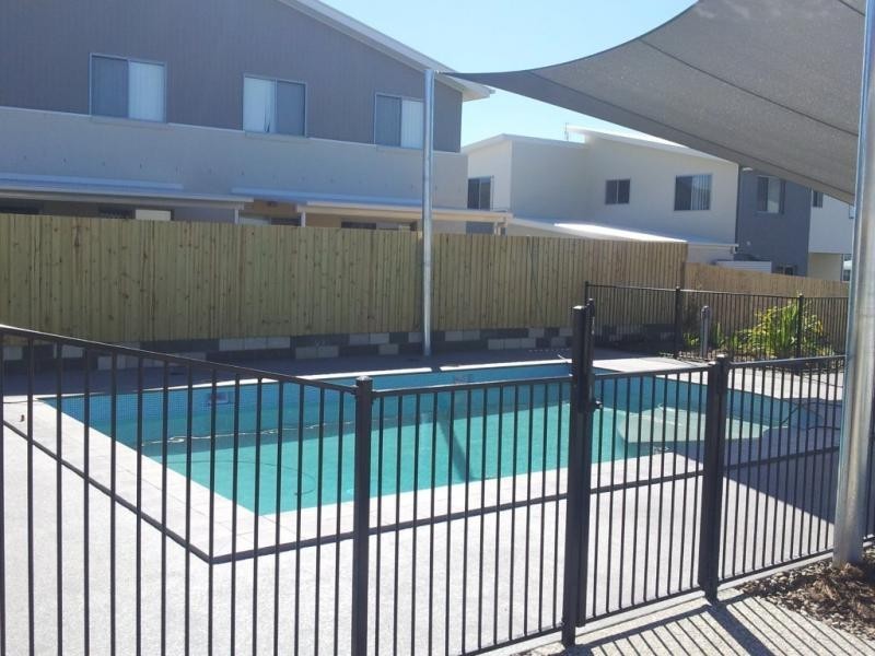 14 Photinia Cres, Mountain Creek QLD 4557
