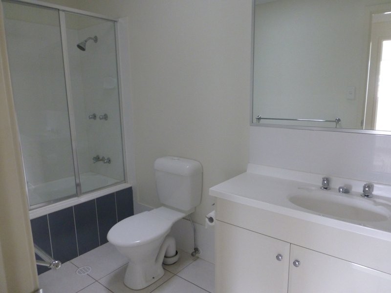 30 Carmarthen Circuit, Pacific Pines QLD 4211