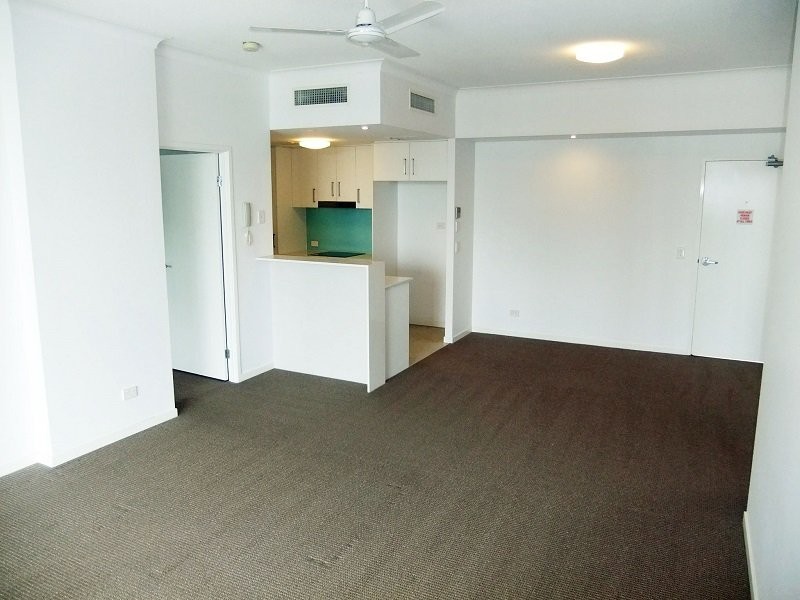 27 Boardwalk Boulevard, Mount Coolum QLD 4573