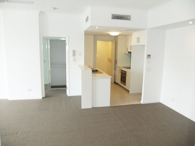 27 Boardwalk Boulevard, Mount Coolum QLD 4573