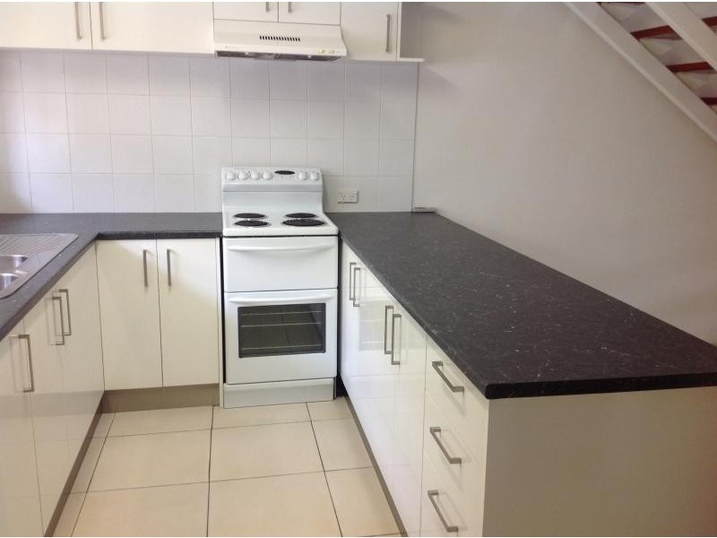 64/30 Sportsman Ave, Mermaid Beach QLD 4218