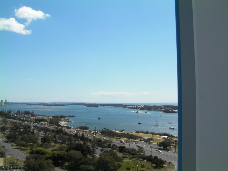 2203/1 Como Crescent, Southport QLD 4215