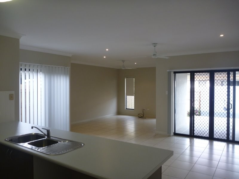 90 Lemongrass Lane, Kirwan QLD 4817