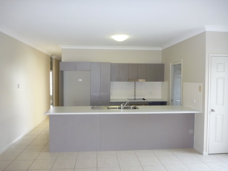 90 Lemongrass Lane, Kirwan QLD 4817