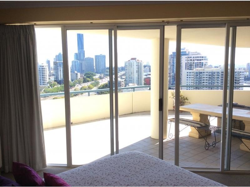 57 Lambert Street, Kangaroo Point QLD 4169