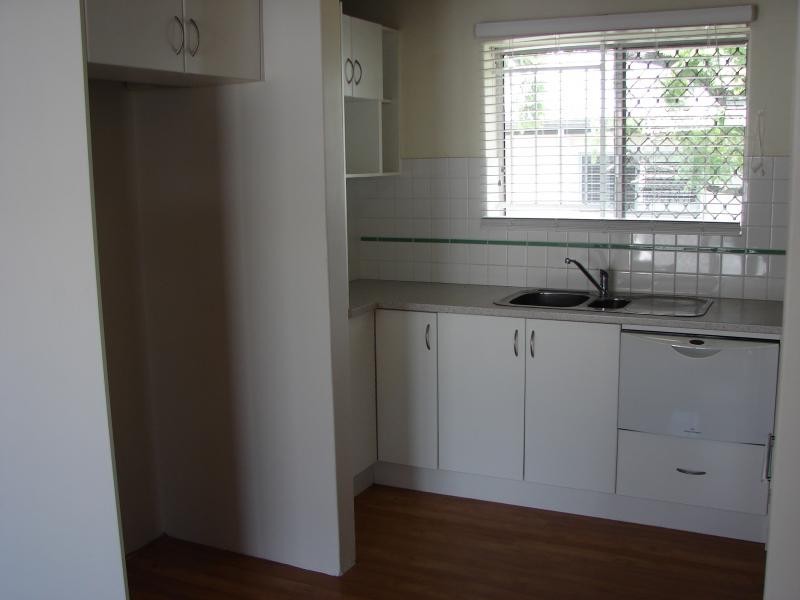 4/13 Bligh Street, Nundah QLD 4012