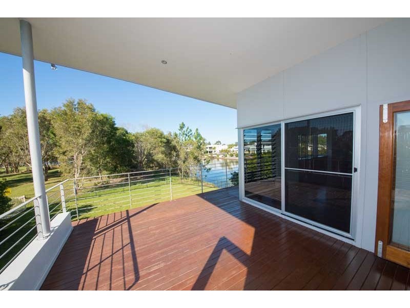 1 Tythereigh Lane, Pelican Waters QLD 4551