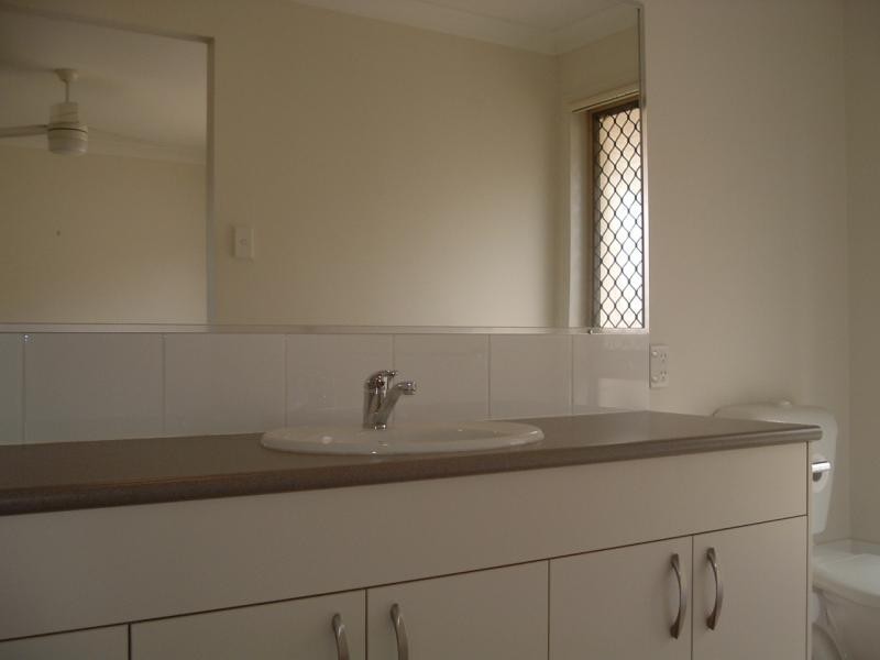 29 Frankland Ave, Waterford QLD 4133